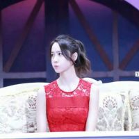 2025年气质女生网名精选：成熟与纯真的诗意碰撞