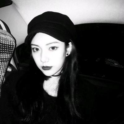 50个充满秋意的唯美网名 | 文艺感十足的秋季昵称灵感