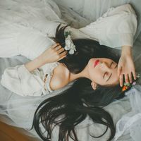 2025年伤感四字网名大全｜意境深远的悲伤昵称
